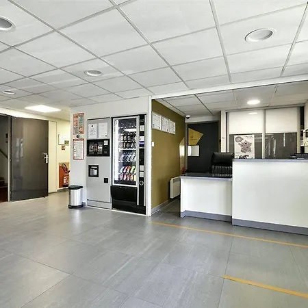 B&B Hotel Bollene Hotel 2*